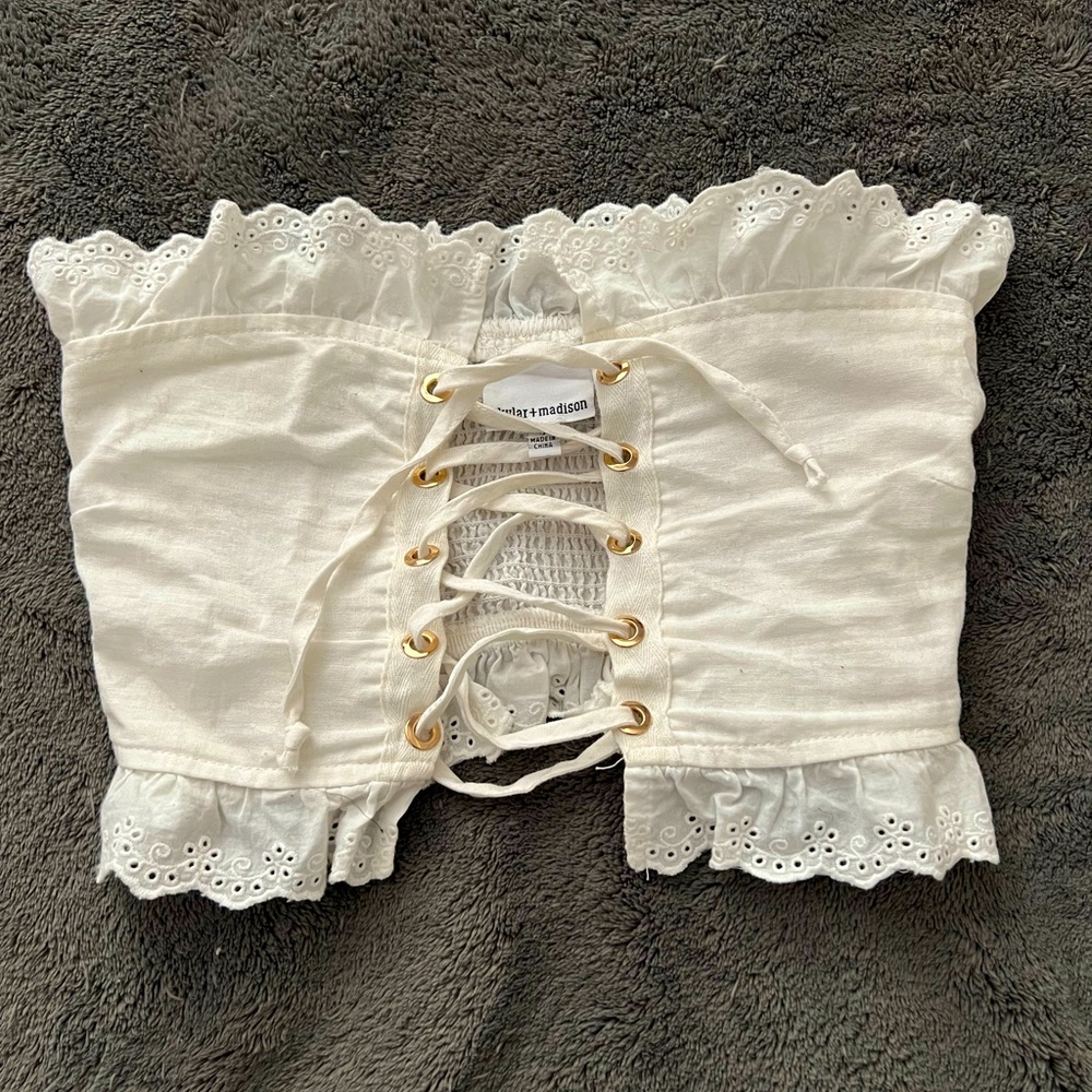 White lace up crop top
